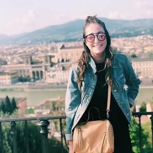 Meet your Posher, Sarah